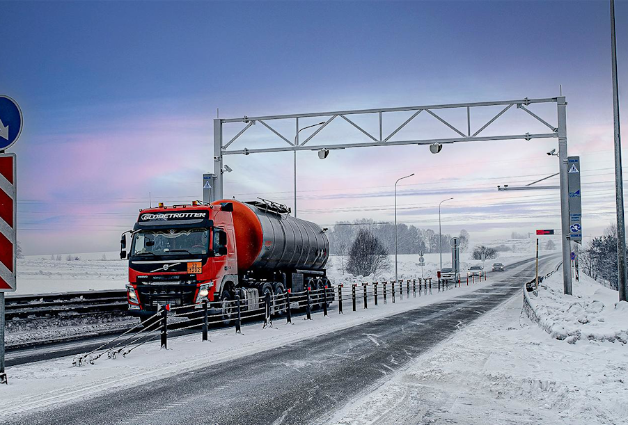 В Оренбургской области в текущем году к нормативу привели порядка 390 км региональных и межмуниципальных дорог